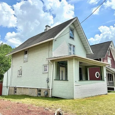Image 2 - 258 Front St, Binghamton, New York, 13905 - House for sale