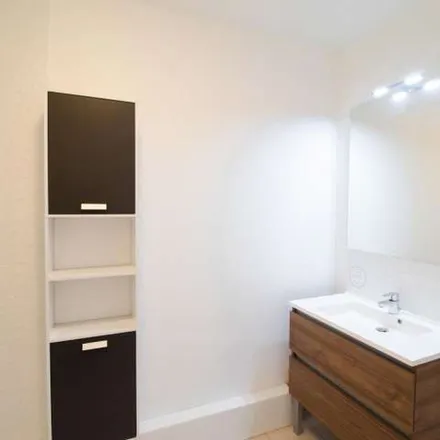 Rent this 4 bed apartment on 1 Rue Mozart in 92110 Clichy, France