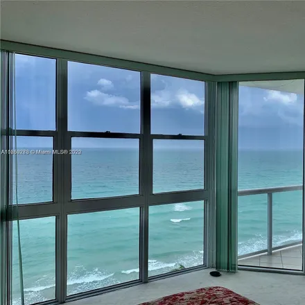 Image 8 - 6051 North Ocean Drive, Hollywood, FL 33019, USA - Condo for rent