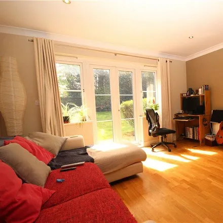 Image 2 - The Cedars, Guildford, GU1 1YZ, United Kingdom - Apartment for rent