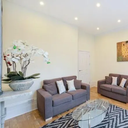 Image 2 - 20-25 Almeida Street, Angel, London, N1 1TD, United Kingdom - Apartment for rent