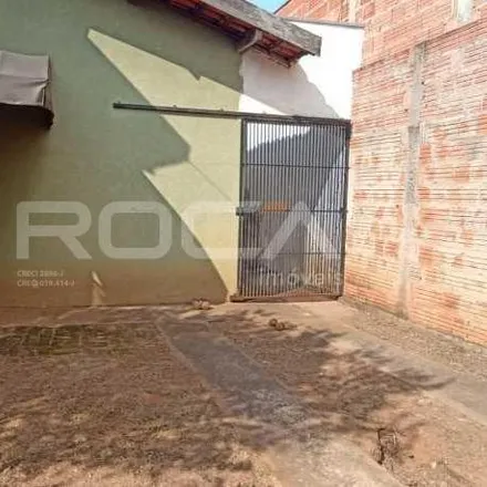 Rent this 2 bed house on Rua Benedito Luiz Veltroni in Jardim Embaré, São Carlos - SP