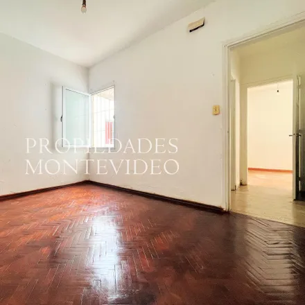 Buy this studio apartment on Avenida Luis Alberto de Herrera 3987 in 3989, 11700 Montevideo