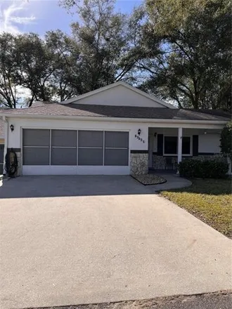 Rent this 2 bed house on Southwest 85th Terrace Road in Marion County, FL 43381