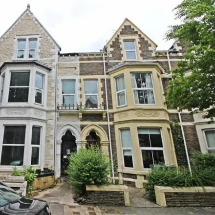 Image 1 - Connaught Road, Roath, N/a - Apartment for rent