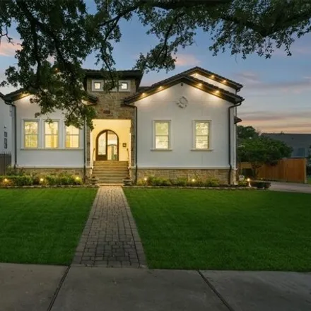 Buy this 6 bed house on 4981 Glenmeadow Drive in Houston, TX 77096
