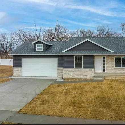 Buy this 6 bed house on 35th Street in Marion, IA 52302