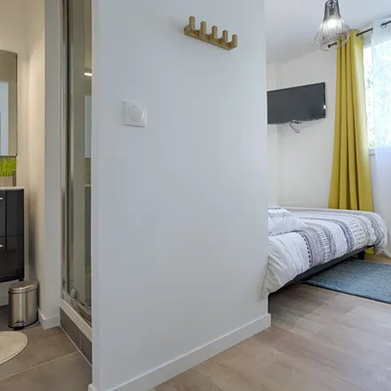 Rent this 1 bed apartment on 26 Rue des Reinettes in 44300 Nantes, France