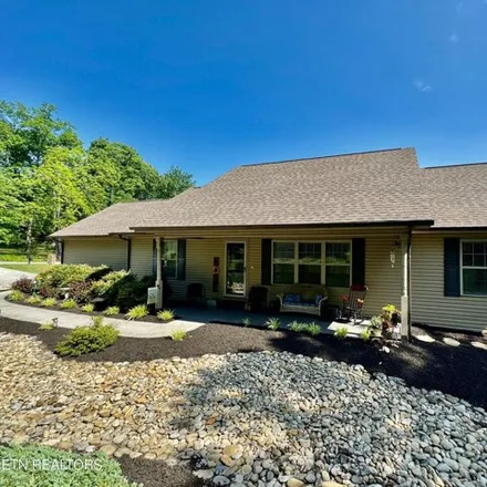Buy this 3 bed house on 6336 Lanier Rd in Maryville, Tennessee