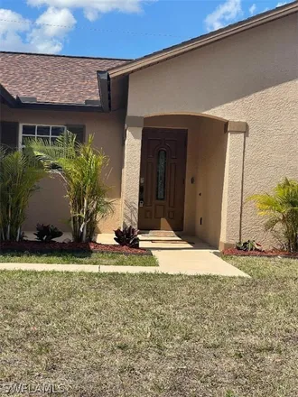 Image 1 - 604 Thomas Sherwin Avenue South, Lehigh Acres, FL 33974, USA - House for rent