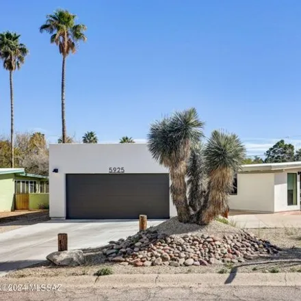 Image 8 - 5955 East Lester Drive, Tucson, AZ 85712, USA - House for sale