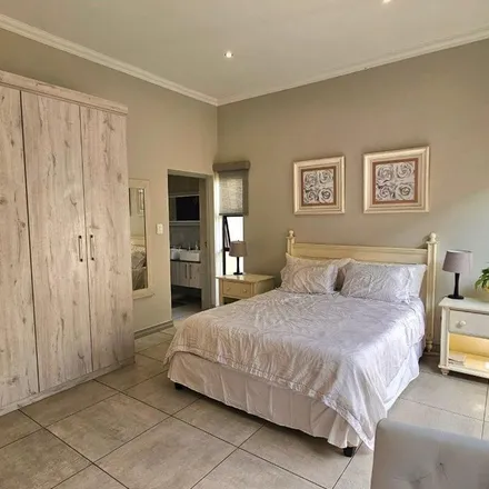 Image 3 - Rusty Close, Ekurhuleni Ward 1, Gauteng, 1666, South Africa - Apartment for rent