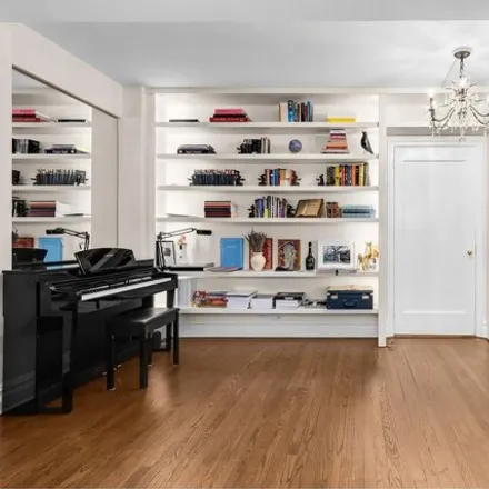 Image 4 - 340 West 57th Street, New York, NY 10019, USA - Condo for sale