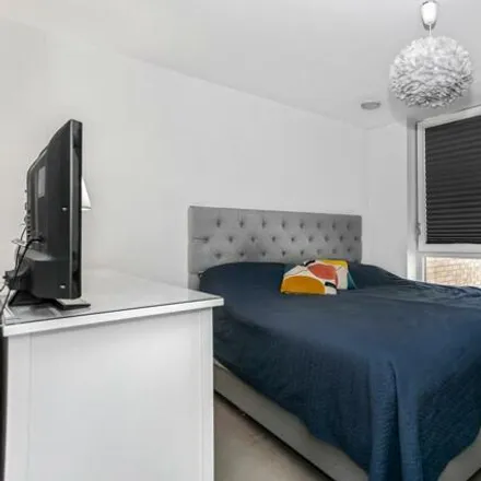 Image 7 - Baltic Avenue, London, TW8 0LN, United Kingdom - Room for rent