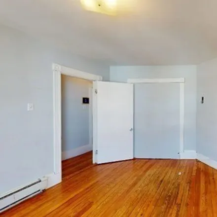 Image 6 - 61 Crescent Avenue, Boston, MA 02125, USA - Apartment for rent