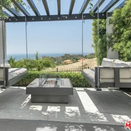 Image 3 - 6315 Tantalus Drive, Malibu, CA 90265, USA - House for sale