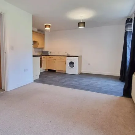 Rent this 2 bed apartment on Isham Place in Ipswich, IP3 0DX
