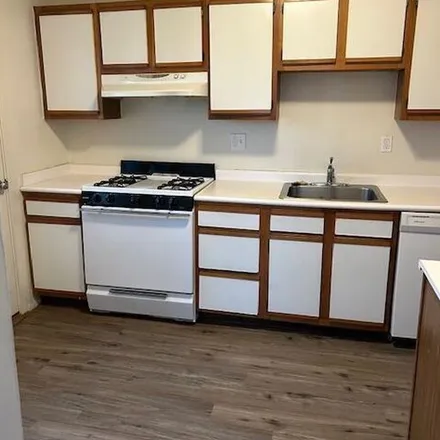 Rent this 1 bed apartment on 28 Hearthstone Court in Stamford, CT 06902