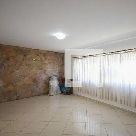 Rent this 2 bed house on Rua Maria Mari in Parque Assunção, Taboão da Serra - SP