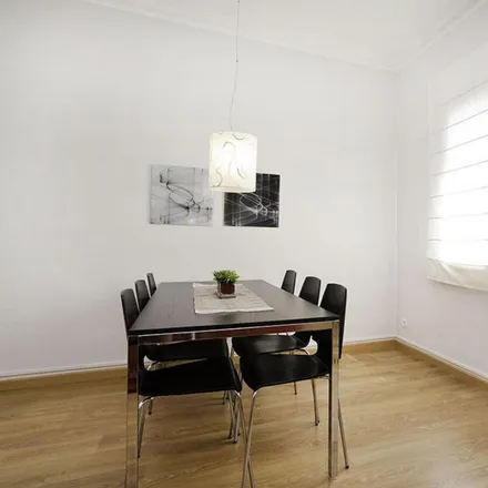 Image 9 - Carrer de Casanova, 136, 138, 08001 Barcelona, Spain - Apartment for rent