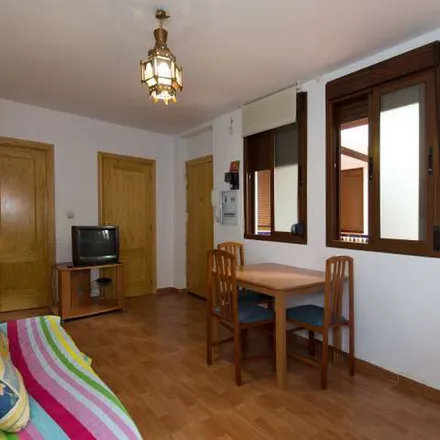 Image 7 - La Qarmita, Calle Águila, 18002 Granada, Spain - Apartment for rent