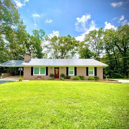 Buy this 3 bed house on 1576 Verna Qualls Road in White County, TN 38583