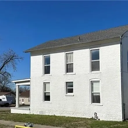 Image 2 - 145 North 6th Street, Humboldt, Allen County, KS 66748, USA - House for sale