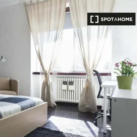Rent this 5 bed room on Via privata Belgirate in 20, 20125 Milan MI