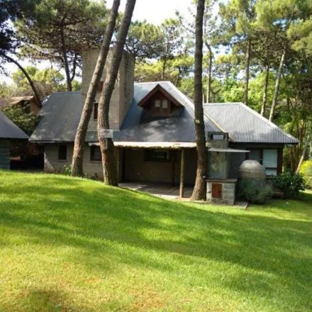 Rent this 3 bed house on Penelope Norte in Partido de Pinamar, 7167 Pinamar