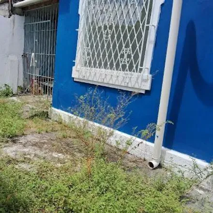 Rent this 3 bed house on Rua Gildo Neto in Tamarineira, Recife -