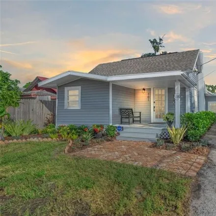 Buy this 3 bed house on 133 West Ida Street in Arlington Heights North, Tampa