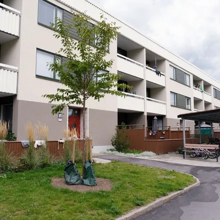Rent this 3 bed apartment on Gråstensvägen 11 in 806 34 Gävle, Sweden