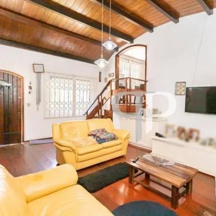 Buy this 3 bed house on Rua Camões 2217 in Cabral, Curitiba - PR