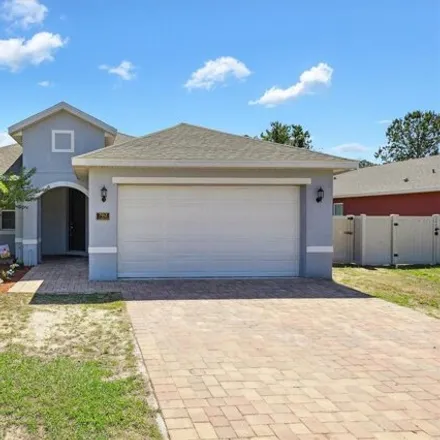 Buy this 3 bed house on 702 South Florida Avenue in Howey-in-the-Hills, Lake County