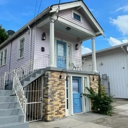 Rent this 2 bed house on 326 N Salcedo St Unit Upper in New Orleans, Louisiana