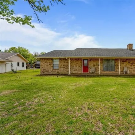 Buy this 2 bed house on Valley Drive in Ellis County, TX