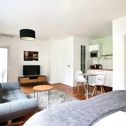Rent this 1 bed apartment on Neue Weyerstraße 5 in 50676 Cologne, Germany