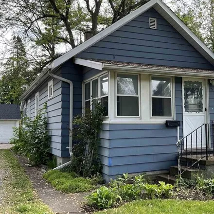Buy this 2 bed house on 25 W Second St in Milan, Michigan
