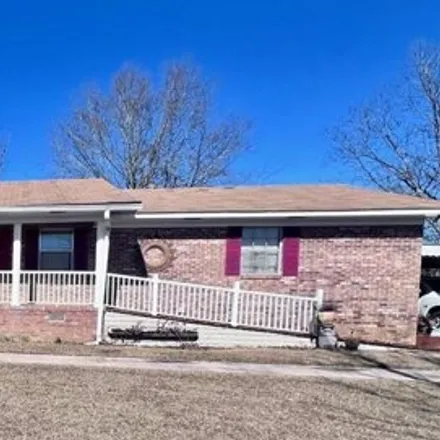 Buy this 3 bed house on Westgate Parkway in Oakland Estates, Dothan