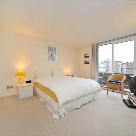 Image 6 - Adamfields, 28 Adamson Road, London, NW3 3HR, United Kingdom - Apartment for rent