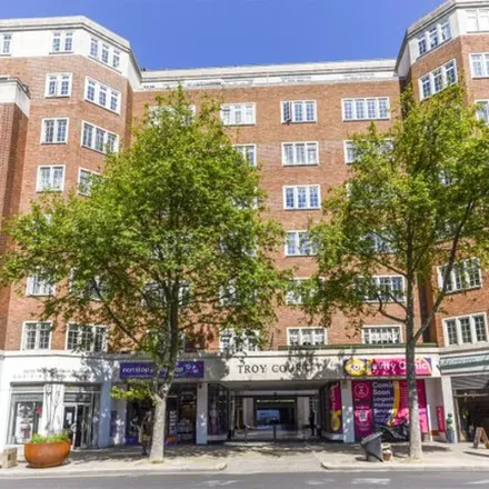 Image 2 - Kensington High Street, London, W14 8XL, United Kingdom - Apartment for rent