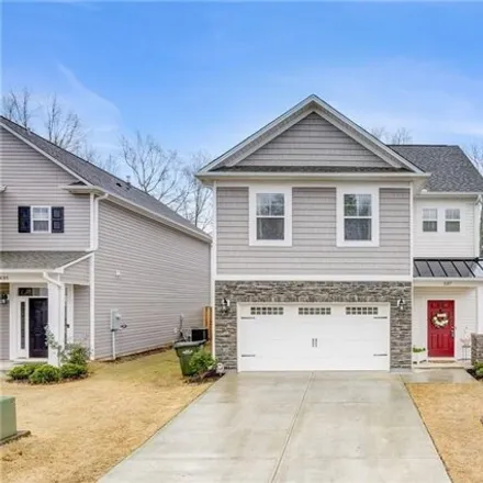 Buy this 3 bed house on Highland Park Court in Cherokee Forest, Easley