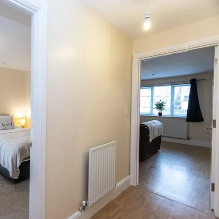 Image 3 - Central Swindon South, SN1 5JS, United Kingdom - Apartment for rent