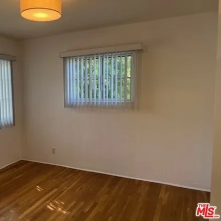 Image 5 - Coliseum Street, Los Angeles, CA 90016, USA - Townhouse for rent