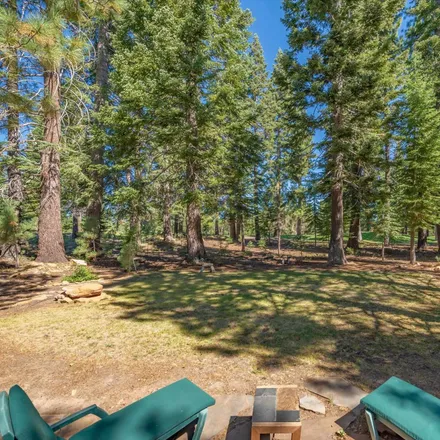 Image 3 - 14186 Ski View Loop, Truckee, CA 96161, USA - House for sale