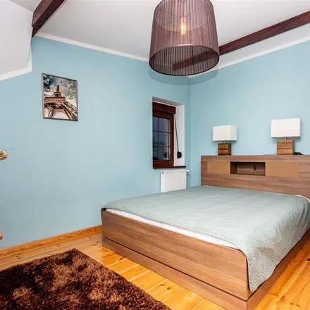 Rent this 4 bed apartment on Archikatedra pw. Świętego Jakuba Apostoła in Świętego Jakuba 5, 70-543 Szczecin