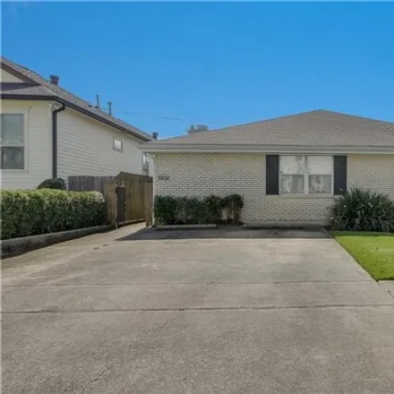 Image 2 - 6844 Vicksburg Street, Lakeview, New Orleans, LA 70124, USA - House for rent