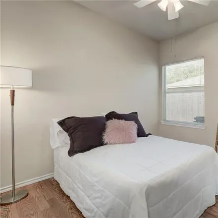 Image 5 - 8703 Weiser Drive, Austin, TX 78729, USA - Duplex for rent