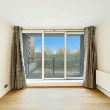 Image 9 - Lords View (2-83), Oak Tree Road, London, NW8 7HG, United Kingdom - Apartment for rent