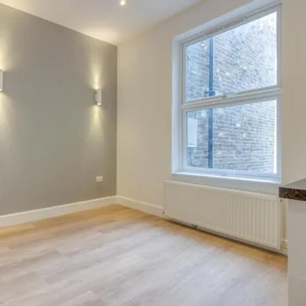 Rent this studio apartment on Arriva Hotel in Swinton Street, London